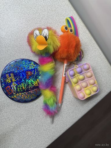 Ручки мягкие , лампочка с камушками , декор