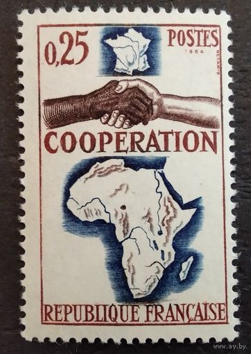 Франция. 1964г. Mi1493. Франко - Африканское сотрудничество.