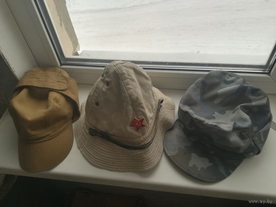 Афганская панама, две кепи. С рубля.