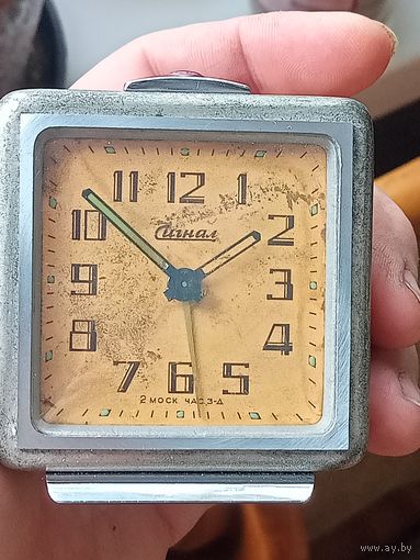 Часы настольные Сигнал  2 Московский часовой завод