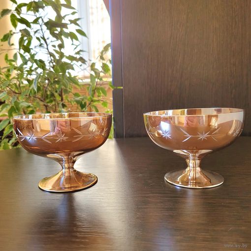 Креманки, стекло с золотым покрытием, одним лотом 2 шт.