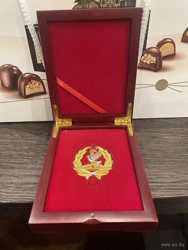 Памятный знак 70 лет Победы Китая в войне против Японии