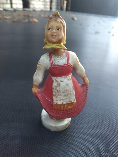 Статуэтка комбинат фхи СССР. Качающаяся девушка