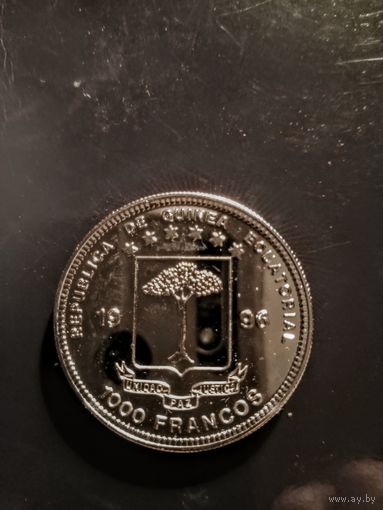 1000 Франков.Экваториальная Гвинея,1996г.(100-летие Олимпийских). игр.Марка Франции.