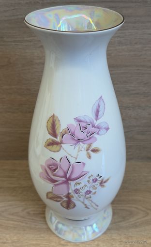 Ваза Минского завода МФЗ  нечастая расцветка  30 см