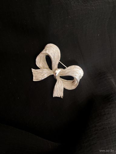 Брошь, бантик