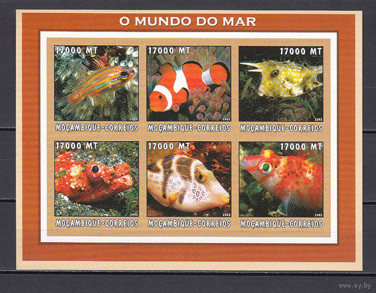 Мир моря. Фауна. Рыбы. Мозамбик. 2002. 1 малый лист. Michel N 2566-2771 (12,0 е)