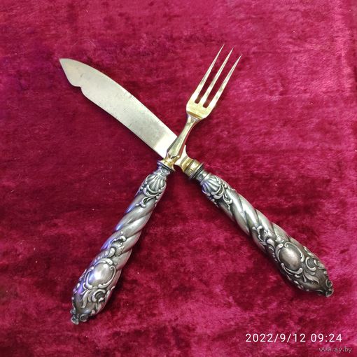 Серебряный нож и вилка, интересной формы, для фруктов. Россия. Серебро 84-ка.