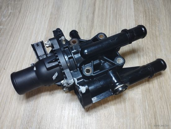 Корпус термостата Opel Astra H