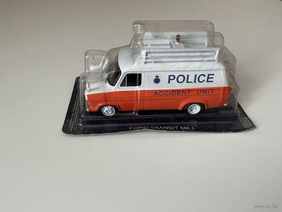 Полицейские машины мира Ford.