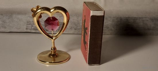 Статуэтка СЕРДЦЕ С КАМНЕМ