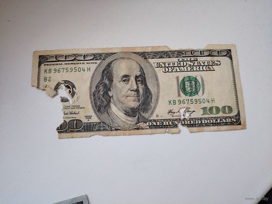 100 долларов