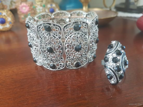 Бижутерия.Браслет и кольцо
