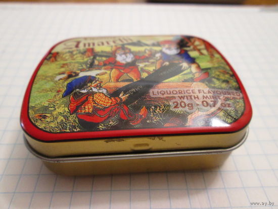 Коробка жестяная ,с эмалевым покрытием Европа ,