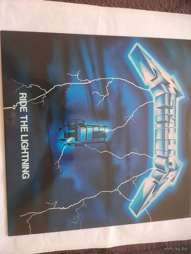 METALLICA " RIDE THE LIGHTNING" 1984/? reissue   LP EU MFN27  MINT