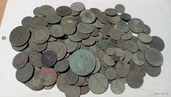 Кучка Царских монет до 1917 года более 150 штук не чищены