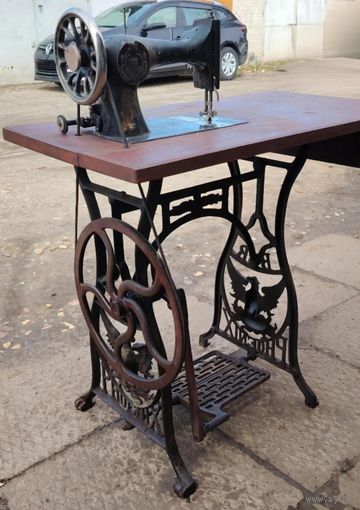 Винтажная швейная машинка Gritzner (Германия) + станина Phoenix