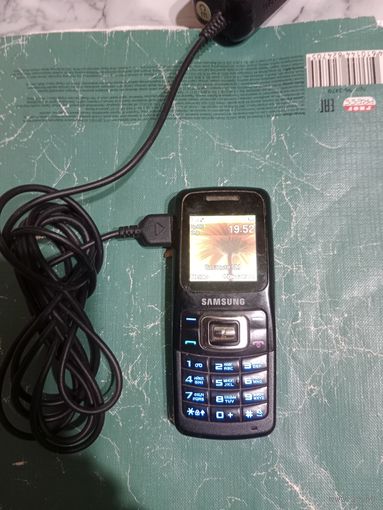 Мобильный телефон Samsung рабочий