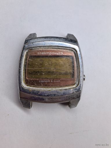 Часы . Электроника . толстый корпус. С рубля без МЦ.