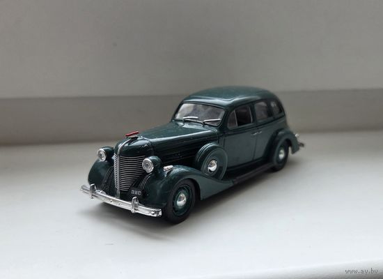 Модель автомобиля ЗИС 101А (Автолегенды СССР N22)