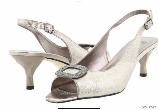 J. Renee босоножки Taupe Metallic Nappa Leather размер 35 (us 6, eu 36)