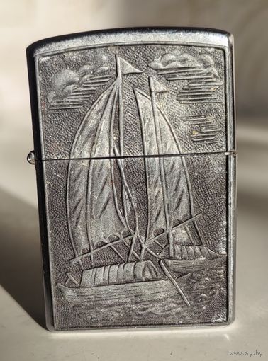 Зажигалка бензиновая