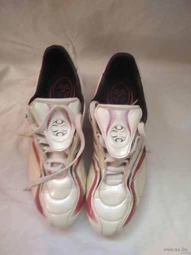 Буцы адидас