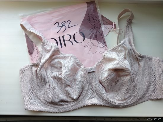 Бюстгальтер OIRO на 95/E (новый)
