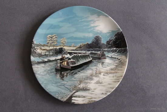 Тарелка коллекционная настенная [Wedgwood, Последний луч солнца, Bradex #26-W90-53.6] D=20см.