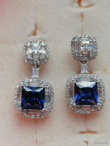 Серьги серебро 925 пробы с синим камнем