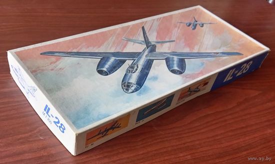 Сборная модель: Ил-28 ; VEB Plasticart (ГДР) 1/100