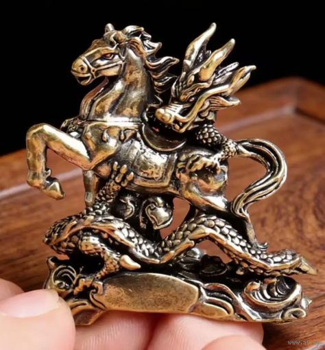Статуэтка миниатюра Дракон на лошади Бронза