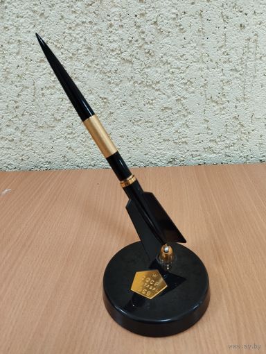 Сувенир ручка перьевая Ракета. Ленинград