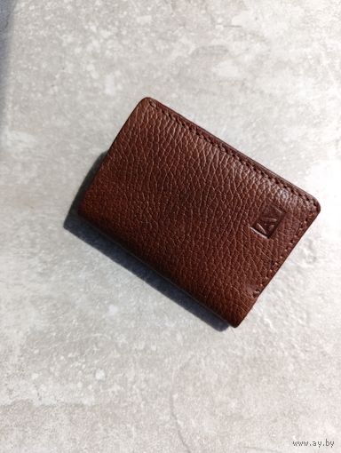 Изделие из натуральной кожи для кредитных карт