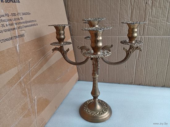 Подсвечник