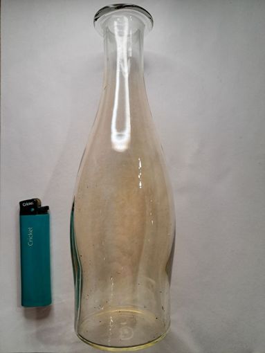 Красивая бутылка (графин) по первой мировой