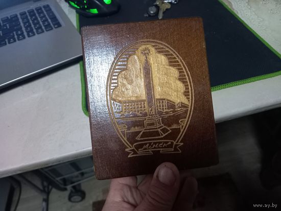 Шкатулка Минск СССР. Дерево.