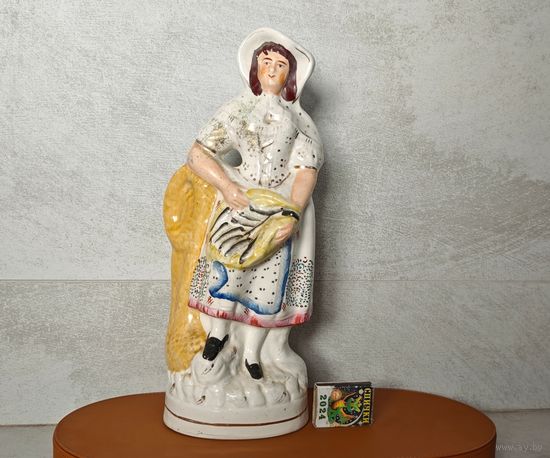 1860 е года , статуэтка торговка рыбой
