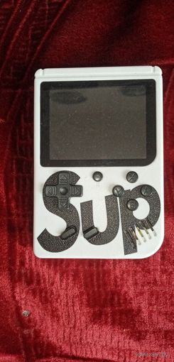 Игровая приставка.