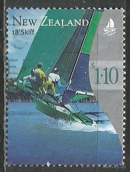 Новая Зеландия. Парусник Skiff-18. 1999г. Mi#1802.