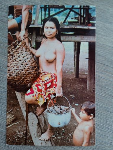 Этнография. Панама. Индейская женщина племени ваунана