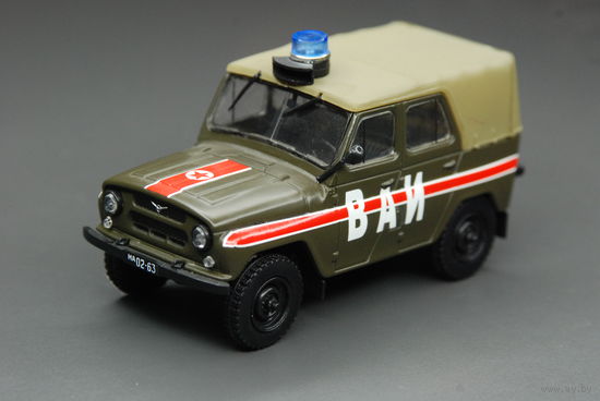 Модель автомобиля УАЗ-469 ВАИ 1:43 (Автомобиль на службе)