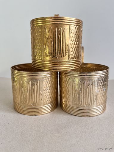 ПОДСТАКАННИКИ "СУЗДАЛЬ ". ОДНИМ ЛОТОМ -  3 ШТУКИ.  СМ. ФОТО И ОПИСАНИЕ.