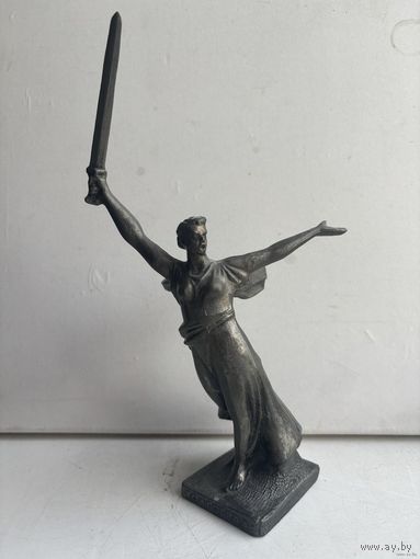 Старт с 1 рубля! Статуэтка родина мать зовёт, смотрите другие лоты много распродаж!!!