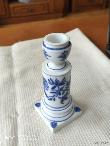 Подсвечник.