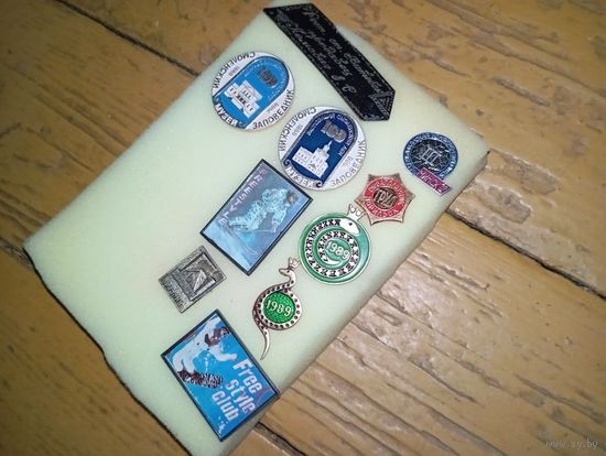 Значки разные