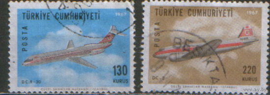 2 марки из серии 1967г. Турция "Авиация"