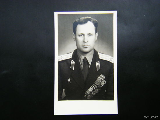 Подполковник. Фронтовик, орденоносец.
