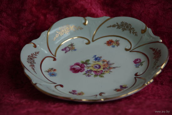 Ваза - конфетница ( Германия )  16,5 см  , целая