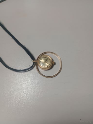 Часики женские -кулон ЧАЙКА.Механика.Ретро СССР.